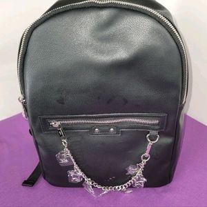 Steve Madden Backpack  Black med faux Leather -Front Pockets School,  carryon